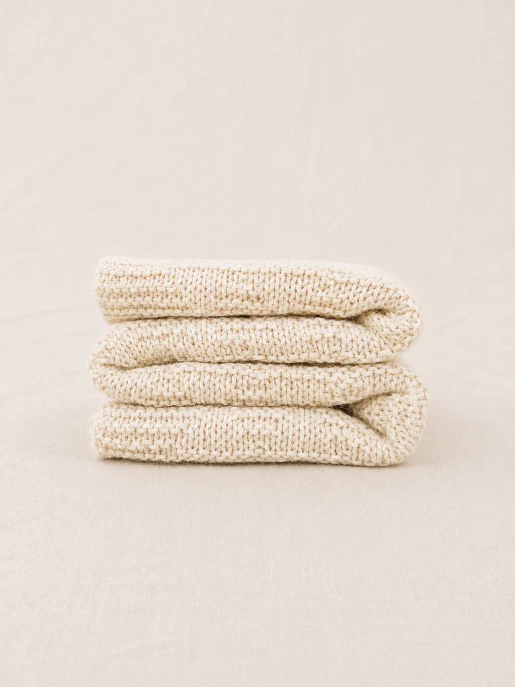 Manta Bebé | 100% Baby Alpaca | Tejida a Mano | Regalo Recién Nacido | Nina